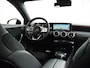 Mercedes-Benz A-klasse 180 Business Solution AMG | Widescreen • Alcantara • CarPlay • NAP