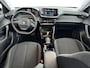 Peugeot e-2008 EV ACTIVE PACK 50 kWh | 3 FASE | CLIMA | PDC | NAVI via APPLE CAR PLAY & ANDROID AUTO | 16'' LM VELGEN | CRUISE | ELECTRIC | AUTOMAAT |