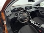 Peugeot e-2008 EV ACTIVE PACK 50 kWh | 3 FASE | CLIMA | PDC | NAVI via APPLE CAR PLAY & ANDROID AUTO | 16'' LM VELGEN | CRUISE | ELECTRIC | AUTOMAAT |