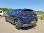 BMW X2 XDrive25e High Executive Automaat / M-Pakket | Apple CarPlay-Android Auto / Leder / Stuur-/Stoelverwarming / 19" Velgen /