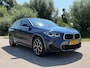 BMW X2 XDrive25e High Executive Automaat / M-Pakket | Apple CarPlay-Android Auto / Leder / Stuur-/Stoelverwarming / 19" Velgen /