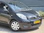 Toyota Yaris 1.3 VVTi Dynamic Limited - Airco - Trekhaak - Nap -