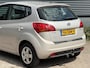 Kia Venga 1.4 CVVT Brooklyn - Navi - Cruise - Camera - Trekhaak -