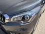 Suzuki S-Cross 1.0 Boosterjet Exclusive | Automaat | Trekhaak 1200 KG | Navigatie | Stoelverwarming | Climate Control | Cruise control | Lichtmetaal | Hoge zitpositie | Parkeercamera |