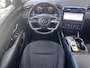 Hyundai Tucson 1.6 T-GDI PHEV Comfort Smart 4WD / Dealer onderhouden / Fabrieksgarantie tot 05-2027 / Accu SoH 100 %/ Adapt. CC / Camera / Navigatie / Apple Carplay Android / Stuur- & stoelverwarming / 19" LM wielen /