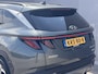 Hyundai Tucson 1.6 T-GDI PHEV Comfort Smart 4WD / Dealer onderhouden / Fabrieksgarantie tot 05-2027 / Accu SoH 100 %/ Adapt. CC / Camera / Navigatie / Apple Carplay Android / Stuur- & stoelverwarming / 19" LM wielen /
