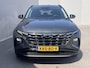 Hyundai Tucson 1.6 T-GDI PHEV Comfort Smart 4WD / Dealer onderhouden / Fabrieksgarantie tot 05-2027 / Accu SoH 100 %/ Adapt. CC / Camera / Navigatie / Apple Carplay Android / Stuur- & stoelverwarming / 19" LM wielen /