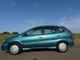 Nissan Almera Tino 1.8 Acenta incl nw apk! zeer leuke en ruime auto !
