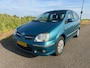 Nissan Almera Tino 1.8 Acenta incl nw apk! zeer leuke en ruime auto !