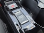 Peugeot e-2008 EV GT 50 kWh Navigatie | SOH 93% | Parkeercamera | Parkeersensoren | Climate control |