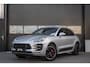 Porsche Macan 3.6 Turbo 400PK|PANO|Luchtvering|Sport-Chrono|Trekhaak