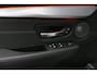 BMW 2-Serie Active Tourer 218i M Sport / Orig. Nederlands / Panoramadak / Elektr. verstelbare voorstoelen (links met memory) / Trekhaak (afneembaar) / Harman Kardon Sound System / Stoelverwarming / Lederen bekleding / HUD / Cruise Control / Navigatie / Elektr. achterklep bediening / Dynamic Damper Control
