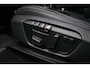 BMW 2-Serie Active Tourer 218i M Sport / Orig. Nederlands / Panoramadak / Elektr. verstelbare voorstoelen (links met memory) / Trekhaak (afneembaar) / Harman Kardon Sound System / Stoelverwarming / Lederen bekleding / HUD / Cruise Control / Navigatie / Elektr. achterklep bediening / Dynamic Damper Control