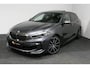 BMW 1-Serie M135i xDrive High Executive Edition / Orig. Nederlands / Panoramadak / Stoelverwarming / Apple Carplay - Android Auto / Ambienteverlichting / HUD / Achteruitrijcamera / Cruise Control / 19'' LMV / Spiegel-pakket / LED koplampen / Lederen bekleding