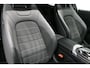 Mercedes-Benz C-klasse Coupé 200 AMG Line Night Edition / Panoramadak / Apple Carplay - Android Auto / Stoelverwarming / 19'' LMV / Navigatie / Cruise Control / Night Pakket / LED koplampen / Agility Control