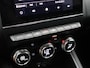 Renault Captur 1.6 E-Tech Plug-in Hybrid 160 Intens | Parkeersensoren voor en achter | Climate control | Navigatie | Achteruitrijcamera |