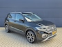 Volkswagen T-Cross 1.5 TSI Style Automaat | Climate Control | Trekhaak | All Season Banden | Apple Carplay |