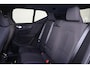 Volvo EX40 Extended Range Plus 82 kWh - IntelliSafe Assist & Surround - Harman/Kardon audio - Parkeercamera achter - Verwarmde voorstoelen & stuur - Parkeersensoren voor & achter - Draadloze tel. lader - Warmtepomp - Inklapbare trekhaak - 19' LMV