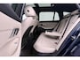BMW 3-Serie Touring 330e xDrive | ACC | Trekhaak | Panoramadak | 360° Camera | Harman/Kardon | Head-Up | Stuurverwarming