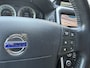 Volvo XC60 3.0 T6 AWD Momentum 4X4 Automaat 320 PK. Onverwoestbare auto met slechts 151.000 KM !!! Alle keuringen toegestaan !!