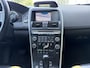Volvo XC60 3.0 T6 AWD Momentum 4X4 Automaat 320 PK. Onverwoestbare auto met slechts 151.000 KM !!! Alle keuringen toegestaan !!