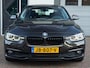 BMW 3-Serie 320i Essential|Leder|LED|Navi Pro|Stoelv.|Cruise|PDC|NAP
