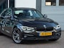 BMW 3-Serie 320i Essential|Leder|LED|Navi Pro|Stoelv.|Cruise|PDC|NAP