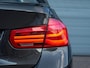 BMW 3-Serie 320i Essential|Leder|LED|Navi Pro|Stoelv.|Cruise|PDC|NAP