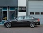 BMW 3-Serie 320i Essential|Leder|LED|Navi Pro|Stoelv.|Cruise|PDC|NAP