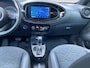 Toyota Aygo X 1.0 VVT-i S-CVT Envy | Automaat | Climate control | LM-velgen | Camera | Navigatie | Lane assist | Keyless | Cruise control