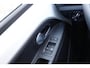 Volkswagen Up! 1.0 65pk | Cruise Control | Parkeersensoren | Achteruitrijcamera | DAB