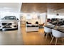 Volvo XC40 B4 Plus Black Edition | NIEUW | Schuif/-kanteldak | Harman Kardo