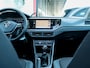 Volkswagen Polo 1.0 TSI Highline | R-Line | LED Koplampen | Origineel NL | Schuif/ Kantel Panorama Dak | Virtual Cockpit | Adaptieve Cruise Control | Climate Control | Privacy Glas | Mistlampen | Parkeersensoren |