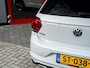 Volkswagen Polo 1.0 TSI Highline | R-Line | LED Koplampen | Origineel NL | Schuif/ Kantel Panorama Dak | Virtual Cockpit | Adaptieve Cruise Control | Climate Control | Privacy Glas | Mistlampen | Parkeersensoren |