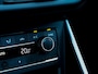 Volkswagen Polo 1.0 TSI Highline | R-Line | LED Koplampen | Origineel NL | Schuif/ Kantel Panorama Dak | Virtual Cockpit | Adaptieve Cruise Control | Climate Control | Privacy Glas | Mistlampen | Parkeersensoren |