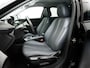 Peugeot e-2008 EV Allure 50 kWh Sport SOH 90% (APPLE CARPLAY,LED,PREMIUM-STOELEN,KEYLESS,STOELVERWARMING,ADAPTIVE CRUISE,CAMERA)