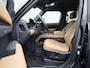 Land Rover Defender 110 2.0 P300e 110 X-Dynamic SE | Trekhaak | Premium Interior Pack | Black Exterior Pack | Cold Climate Pack | Caraway Windsor Leather |