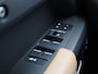 Land Rover Defender 110 2.0 P300e 110 X-Dynamic SE | Trekhaak | Premium Interior Pack | Black Exterior Pack | Cold Climate Pack | Caraway Windsor Leather |