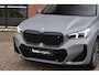 BMW iX1 xDrive30 M-Sport Pano Trekh ACC H/K HUD 360 e-zetels Frozen-Grey