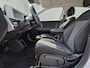 Hyundai Ioniq 5 Connect 77.4 kWh / SOH 100% / Fabrieksgarantie tot 05-2028 / Dealer onderhouden / Trekgewicht 1600 kg / CCS snelladen / Warmtepomp / Stuur- & Stoelverwarming / Achteruitrijcamera / Adaptief cruise control / Keyless Entry/Start / Apple Carplay Android Auto /