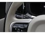 Volvo XC60 2.0 T6 Plug-in hybrid AWD Longe Range*Perfect Volvo Onderh.*Leder/Pano/Camera/Keyless Entry+Go/Elek. Klep/LED/DAB/Rijstrook/Parkeersens.V+A/18 inch LM*