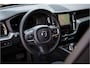 Volvo XC60 2.0 T6 Plug-in hybrid AWD Plus Bright , Trekhaak, Apple Carplay, Stuur/stoelverwarming, Panoramadak, Cruise control