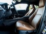 Toyota C-HR / C-HR+ 1.8 Hybrid Dynamic | Origineel NL | Camera | Stoelverwarming | Adaptieve Cruise Control | Climate Control | 18'' Lichtmetalen Velgen | Metallic Lak | Lederen Bekleding Cognac | All Season Banden |
