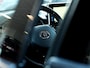 Toyota C-HR / C-HR+ 1.8 Hybrid Dynamic | Origineel NL | Camera | Stoelverwarming | Adaptieve Cruise Control | Climate Control | 18'' Lichtmetalen Velgen | Metallic Lak | Lederen Bekleding Cognac | All Season Banden |
