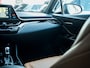 Toyota C-HR / C-HR+ 1.8 Hybrid Dynamic | Origineel NL | Camera | Stoelverwarming | Adaptieve Cruise Control | Climate Control | 18'' Lichtmetalen Velgen | Metallic Lak | Lederen Bekleding Cognac | All Season Banden |