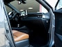 Toyota C-HR / C-HR+ 1.8 Hybrid Dynamic | Origineel NL | Camera | Stoelverwarming | Adaptieve Cruise Control | Climate Control | 18'' Lichtmetalen Velgen | Metallic Lak | Lederen Bekleding Cognac | All Season Banden |