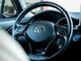 Toyota C-HR / C-HR+ 1.8 Hybrid Dynamic | Origineel NL | Camera | Stoelverwarming | Adaptieve Cruise Control | Climate Control | 18'' Lichtmetalen Velgen | Metallic Lak | Lederen Bekleding Cognac | All Season Banden |