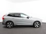 Volvo XC60 2.0 T6 Plug-in hybrid AWD Automaat Plus Dark DEMO ! Adaptieve cruise control Leder Navigatie Google Harman Kardon Panorama dak Lichtmetalen Velgen Dab Stoelverwarming Camera 360 Led Climate control Apple Carplay/ Android Auto
