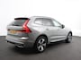 Volvo XC60 2.0 T6 Plug-in hybrid AWD Automaat Plus Dark DEMO ! Adaptieve cruise control Leder Navigatie Google Harman Kardon Panorama dak Lichtmetalen Velgen Dab Stoelverwarming Camera 360 Led Climate control Apple Carplay/ Android Auto