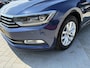 Volkswagen Passat 1.8 TSI Business Edition R Automaat | Climate control | Achteruitrij camera | Navigatie | Elektrisch Pakket | Afneembare Trekhaak | Ergo-Comfort stoel | Parkpilot | LM-Velgen | LED Verlichting